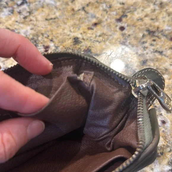 CELINE. Cosmetic pouch - Picture 15 of 16